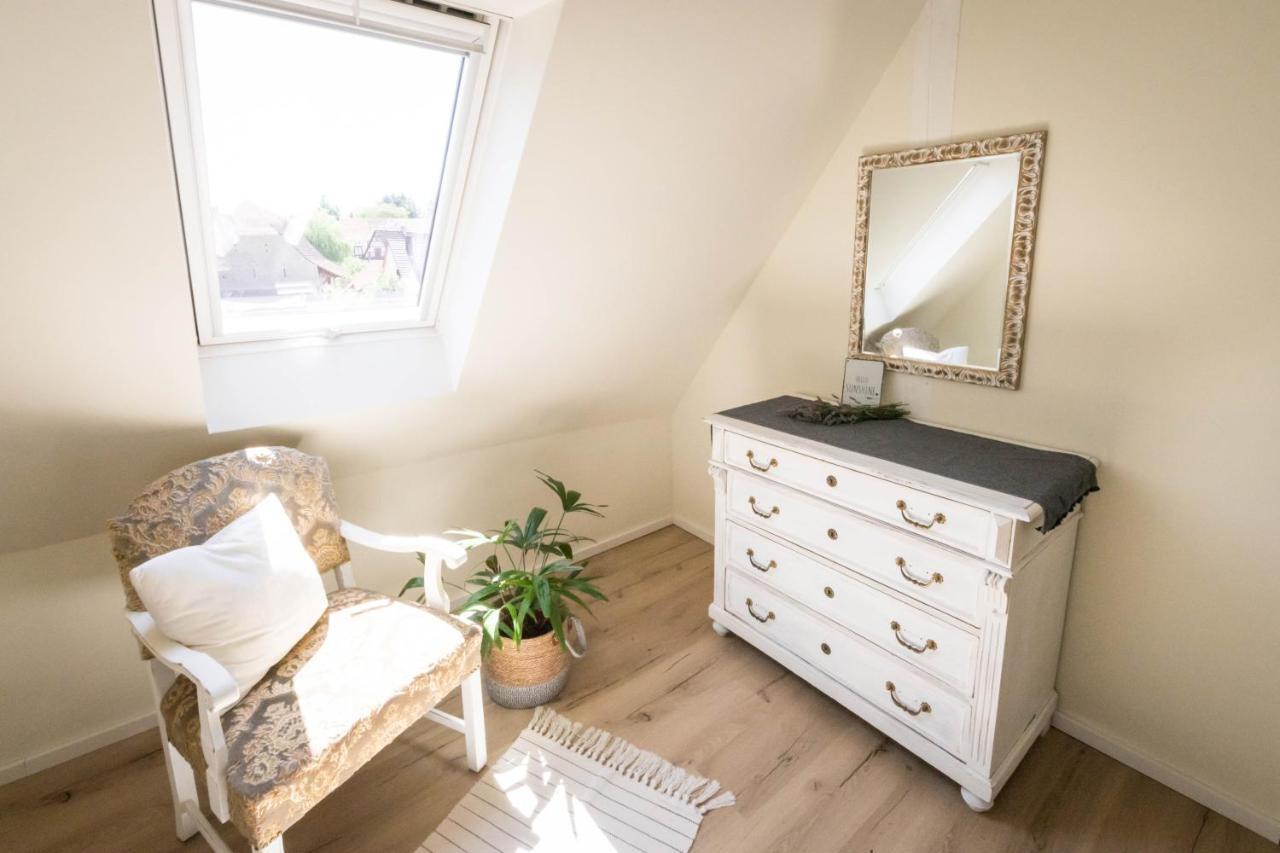 Romantik-Home Nordelsass - Ferienwohnung Fuer Selbstversorger Oberhoffen-les-Wissembourg Dış mekan fotoğraf